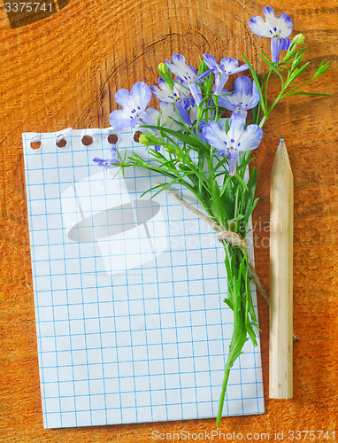 Image of note and flowers