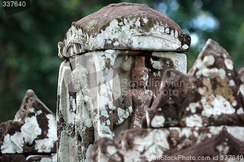 Image of Statue carving on mandapa, Neak Pean, Cambodia