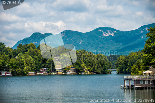 Image of scenery around lake lure north carolina