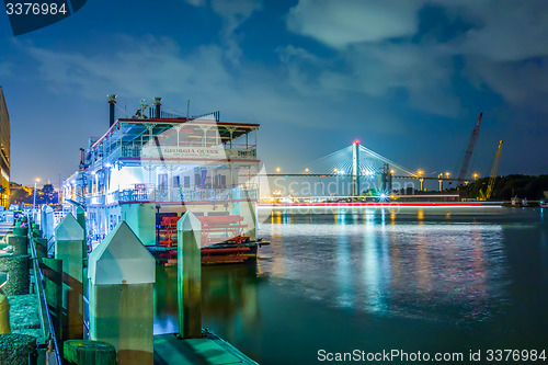 Image of savannah georgia waterfront and street scenes 