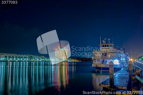 Image of savannah georgia waterfront and street scenes 