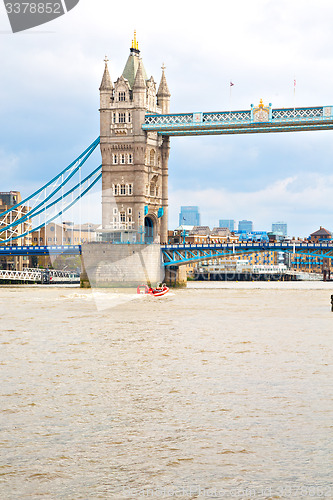 Image of  in england   bridge and the cloudy sky