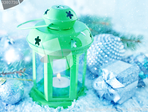 Image of green lamp