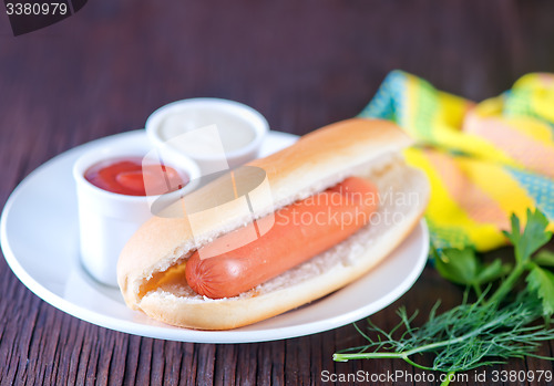 Image of buns and sausages