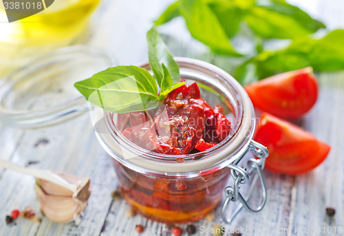 Image of dry tomato