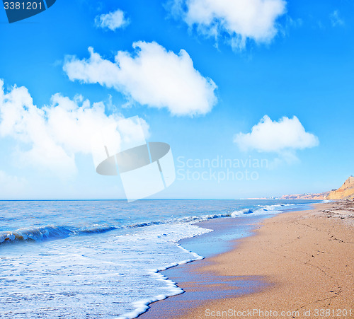 Image of sea and sky