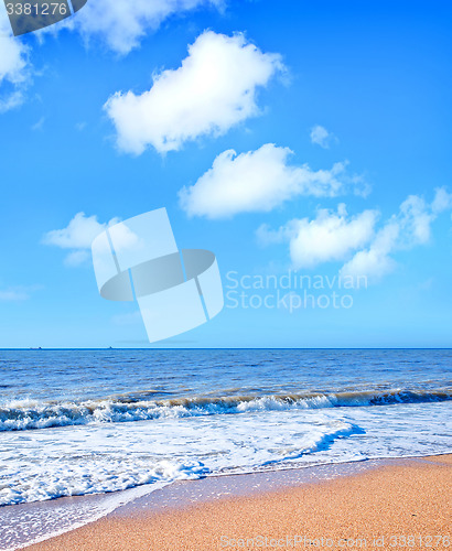 Image of sea and sky