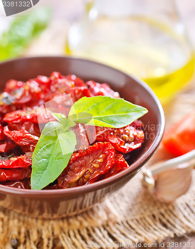 Image of dry tomato
