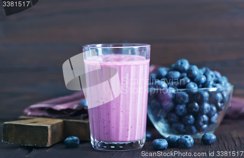 Image of yogurt with blueberry