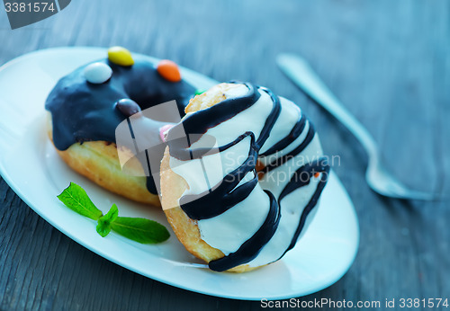 Image of donuts