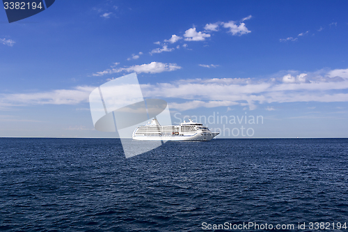 Image of The white cruise ship