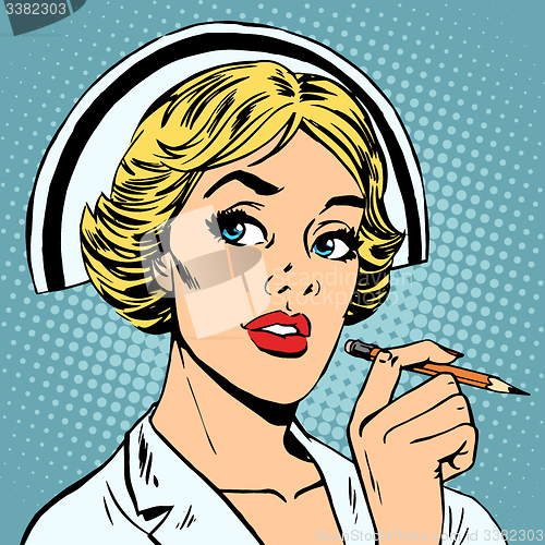 Image of nurse writes diagnosis