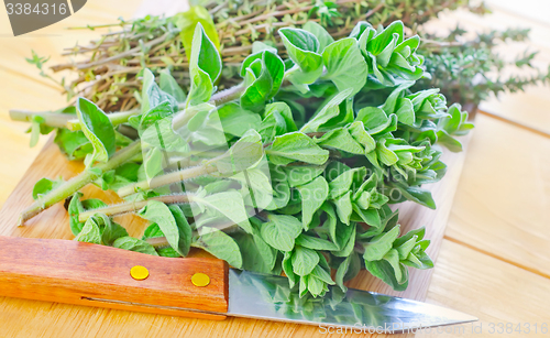 Image of oregano with thyme