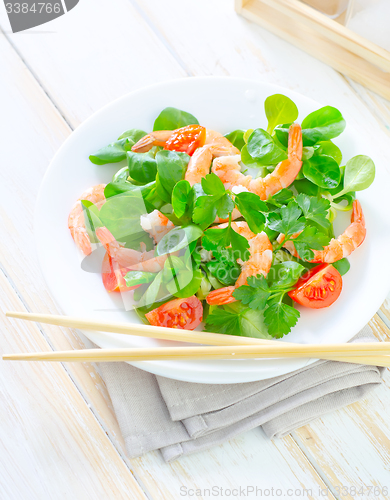 Image of salad with shrimps