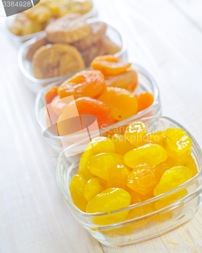 Image of dried fruits