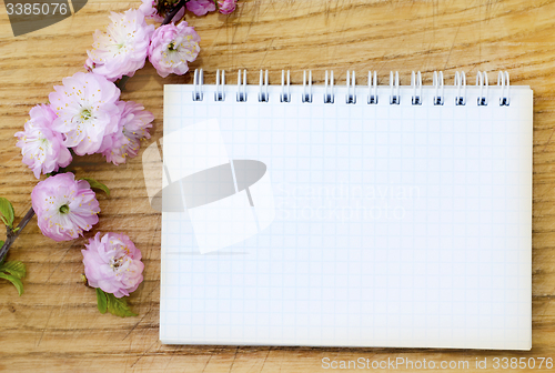 Image of note and flowers