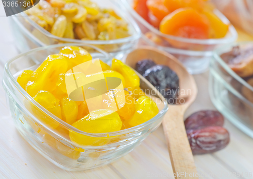 Image of dried fruits