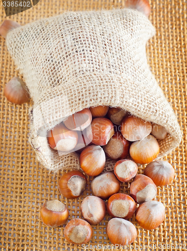 Image of hazelnuts