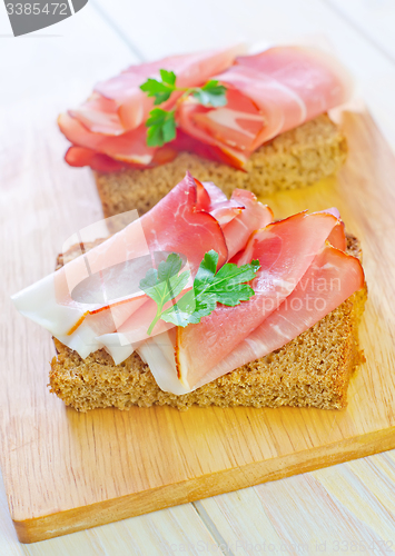 Image of sandwich with ham