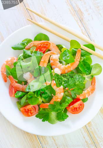 Image of salad with shrimps