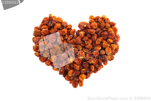 Image of Dried goldenberries in a heart shape