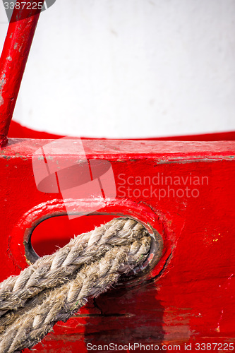 Image of Mooring line of a trawler