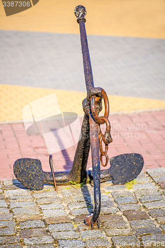 Image of Anchor, old and rusty