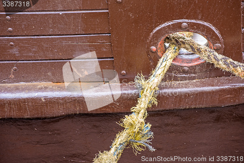 Image of Mooring line of a trawler