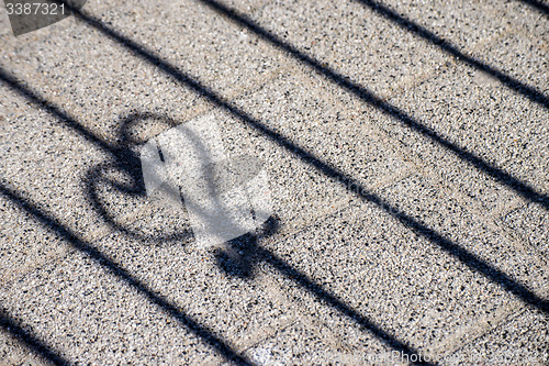 Image of Heart shadow