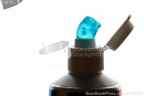 Image of toothpaste tube close-up