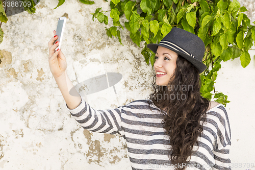 Image of Making a selfie