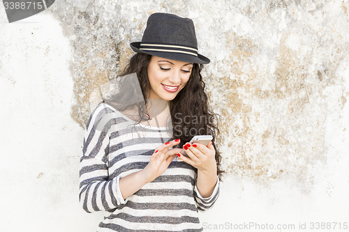 Image of Sending a text message