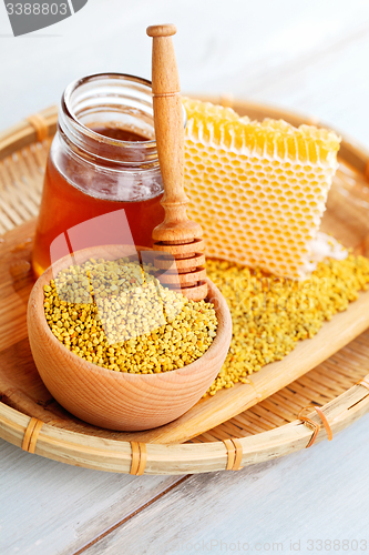 Image of bee pollen