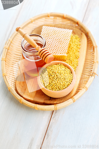 Image of bee pollen