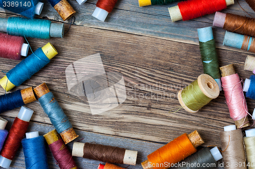 Image of Vintage spools with colored threads