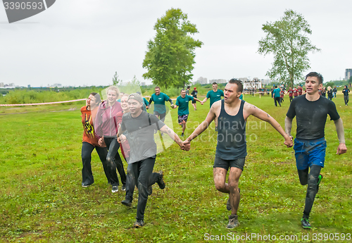 Image of Team finishes in cross-country race.Tyumen