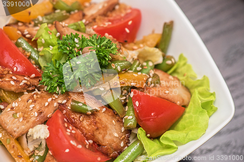 Image of Warm salad with chicken