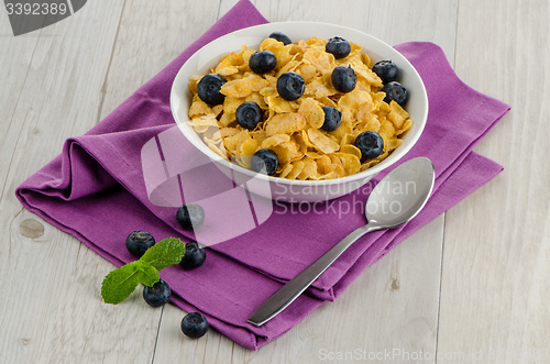 Image of Cereal and blueberries