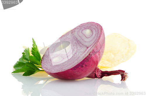 Image of Potato chips and onion