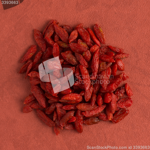 Image of Circle of dry red goji berries