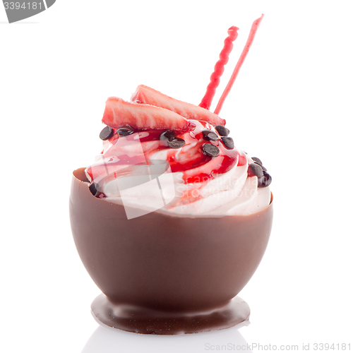 Image of Strawberry and chocolate pastry mousse