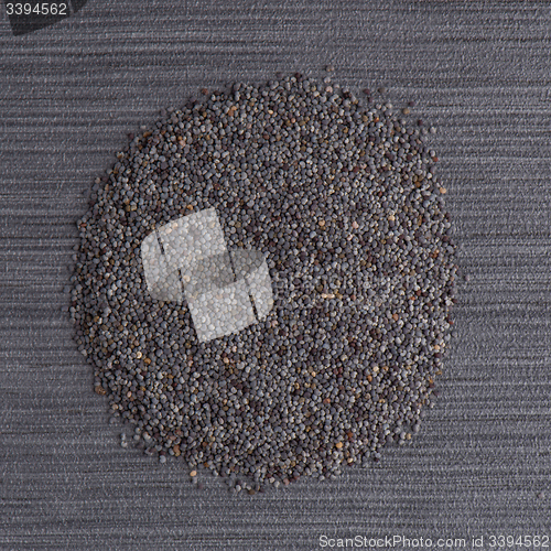 Image of Circle of poppy seeds