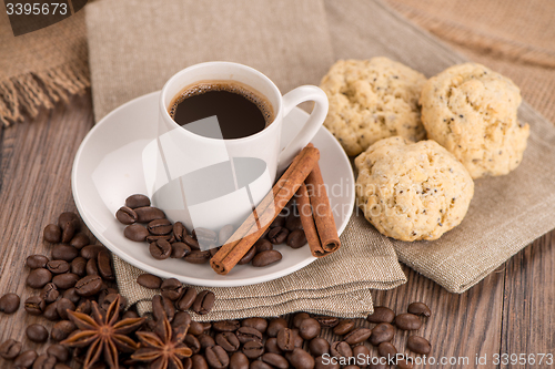 Image of Coffee cup with burlap sack