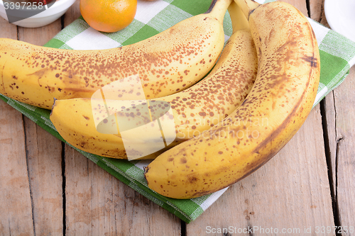 Image of fruits, mandarin and bananas, food