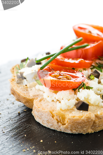 Image of Bread with cottage