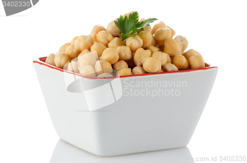 Image of Closeup of a bowl with boiled chickpeas