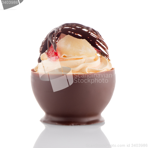 Image of Strawberry and chocolate pastry mousse