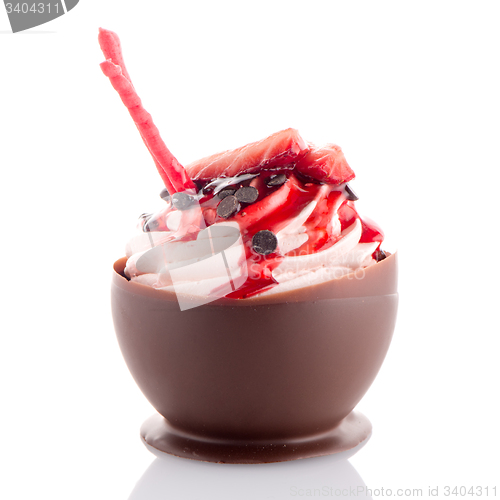 Image of Strawberry and chocolate pastry mousse