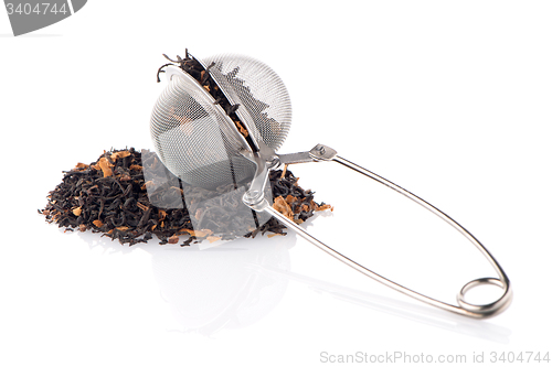 Image of Black dry tea with petals