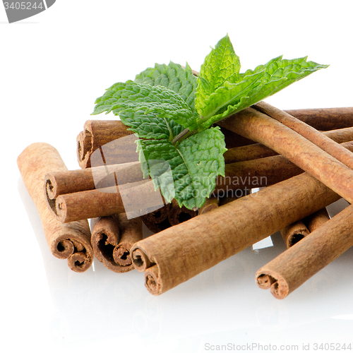 Image of Cinnamon sticks